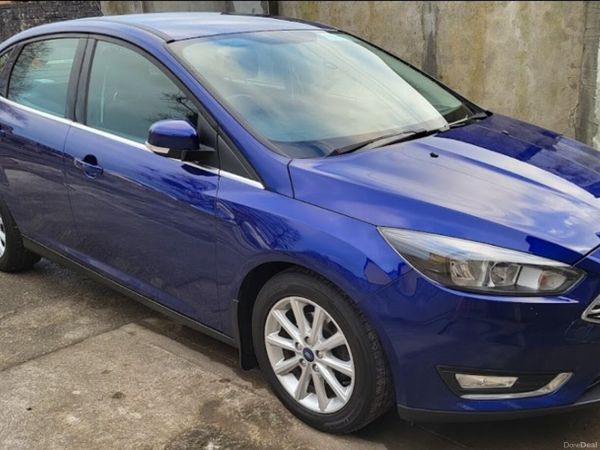 Ford Focus Saloon, Petrol, 2017, Blue