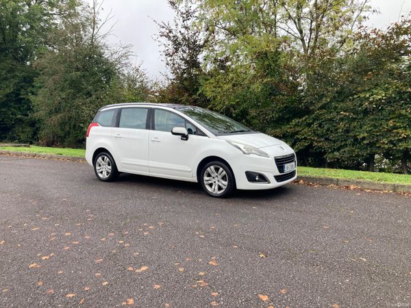 Peugeot 5008 MPV, Diesel, 2016, White