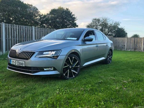 Skoda Superb Saloon, Diesel, 2017, Grey