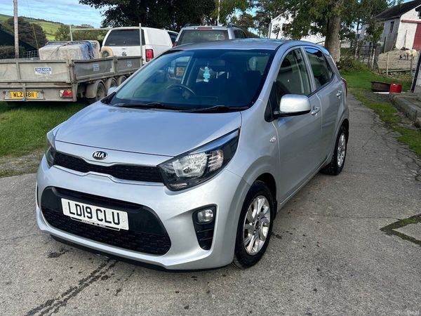 Kia Picanto Hatchback, Petrol, 2019, Silver