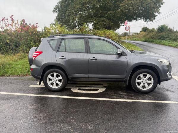 Toyota RAV4 SUV, Diesel, 2011, Grey