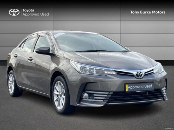 Toyota Corolla Saloon, Petrol, 2018, Grey