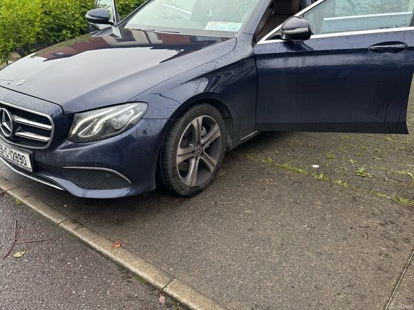 Mercedes-Benz E-Class Saloon, Diesel, 2019, Blue