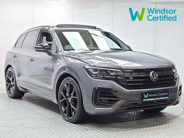 Volkswagen Touareg SUV, Petrol Plug-in Hybrid, 2023, Grey