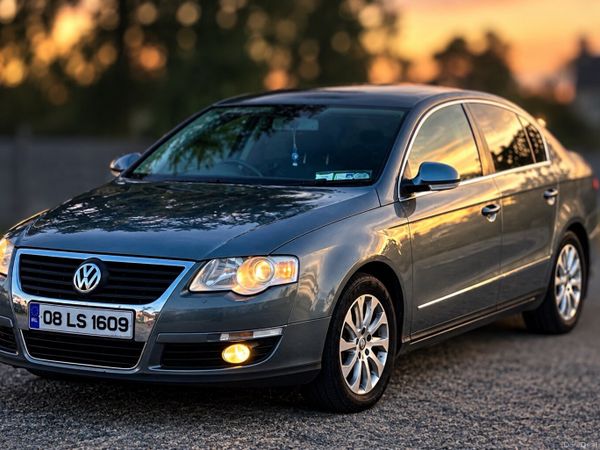 Volkswagen Passat Saloon, Diesel, 2008, Grey