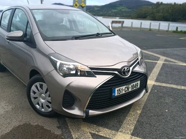 Toyota Yaris Hatchback, Petrol, 2015, Beige
