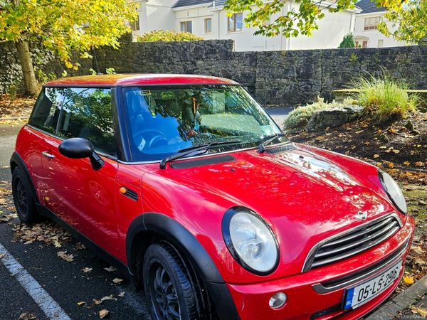 Mini One Hatchback, Petrol, 2005, Red