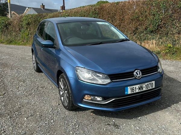 Volkswagen Polo Hatchback, Petrol, 2016, Blue