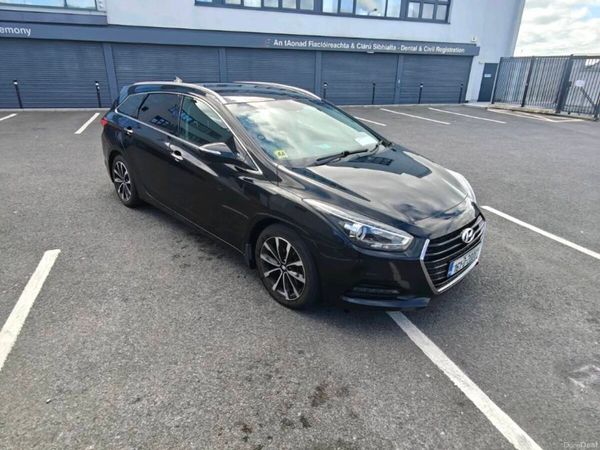 Hyundai i40 Estate/Jeep, Diesel, 2016, Black