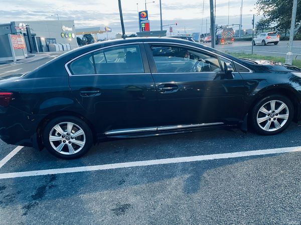 Toyota Avensis Saloon, Diesel, 2016, Black
