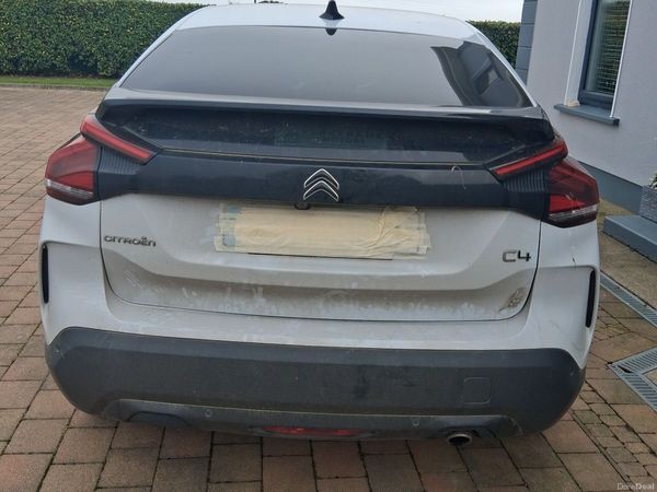 Citroen C4 Hatchback, Diesel, 2025, White