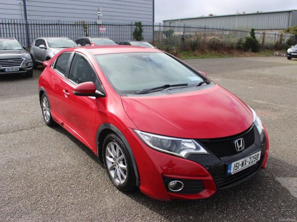 Honda Civic Hatchback, Diesel, 2015, Red