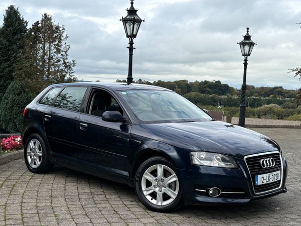 Audi A3 Hatchback, Diesel, 2012, Blue