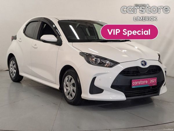 Toyota Yaris Hatchback, Petrol Hybrid, 2021, White