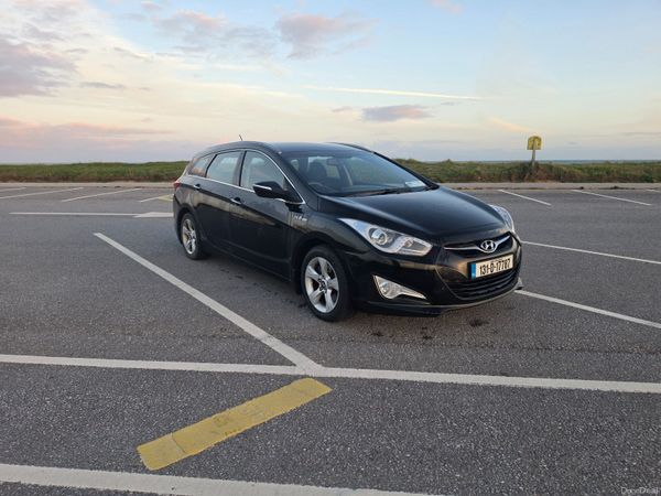 Hyundai i40 Estate/Jeep, Diesel, 2013, Black