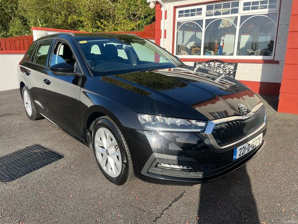 Skoda Octavia Estate, Diesel, 2022, Black