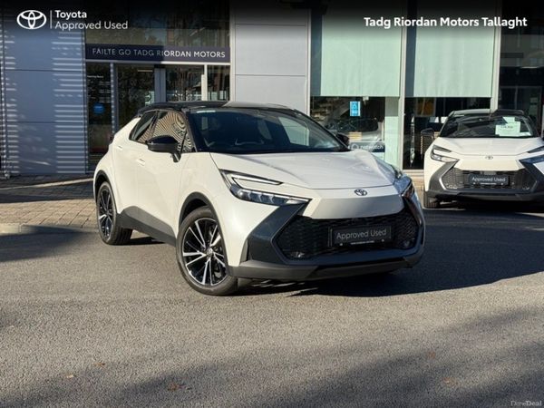 Toyota C-HR SUV, Petrol Hybrid, 2026, White