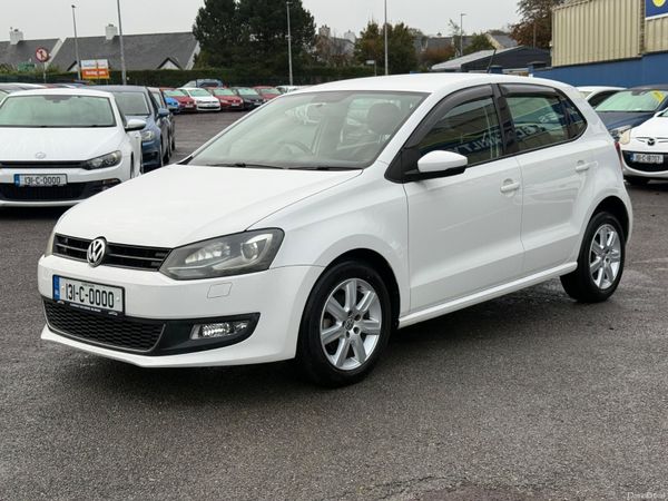 Volkswagen Polo Hatchback, Petrol, 2013, White
