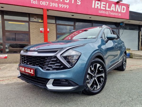 Kia Sportage MPV, Diesel, 2022, Grey