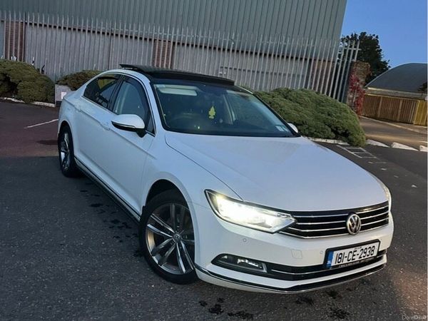 Volkswagen Passat Saloon, Diesel, 2018, White
