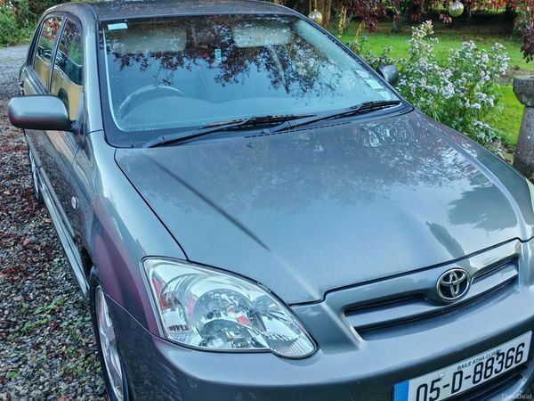 Toyota Corolla Hatchback, Petrol, 2005, Grey