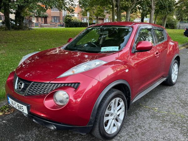 Nissan Juke SUV, Diesel, 2014, Red