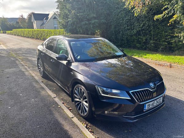 Skoda Superb Saloon, Diesel, 2019, Black