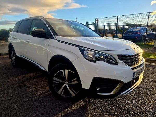 Peugeot 5008 MPV, Diesel, 2020, White