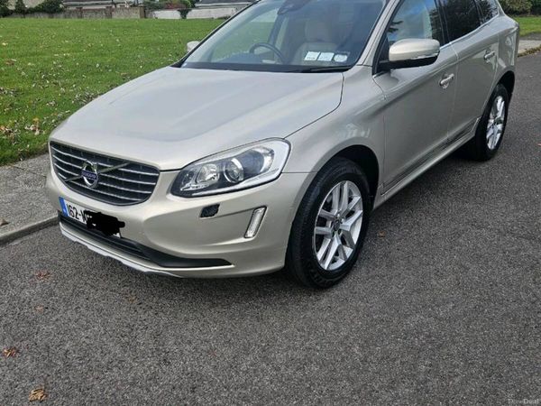 Volvo XC60 SUV, Diesel, 2016, Gold