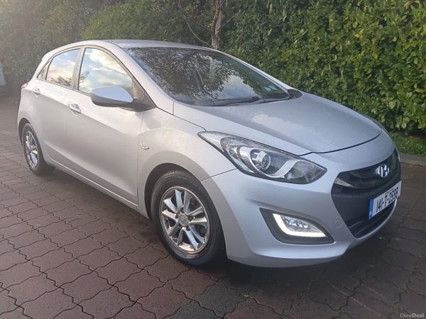Hyundai i30 Hatchback, Diesel, 2014, Silver