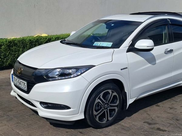 Honda Vezel MPV, Petrol Hybrid, 2017, White