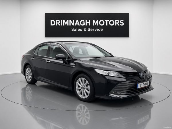 Toyota Camry Saloon, Petrol Hybrid, 2019, Black
