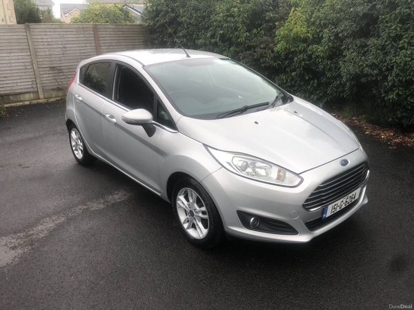 Ford Fiesta Hatchback, Diesel, 2015, Silver