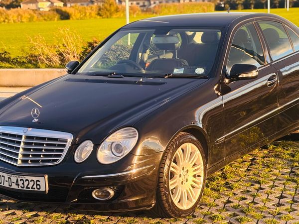 Mercedes-Benz E-Class Saloon, Petrol, 2007, Black