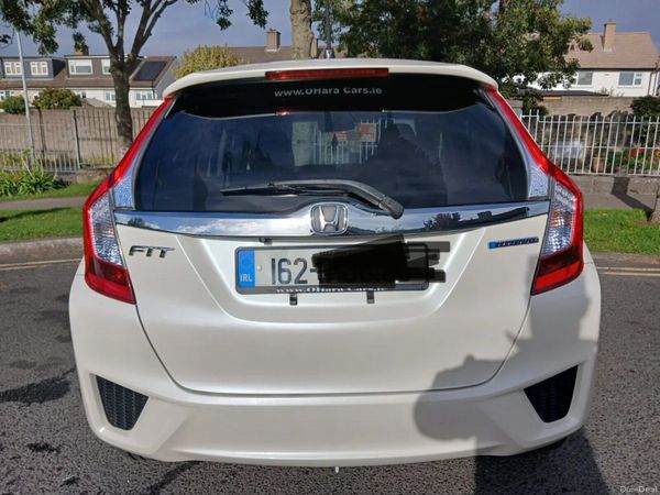 Honda Fit Hatchback, Petrol Hybrid, 2016, White