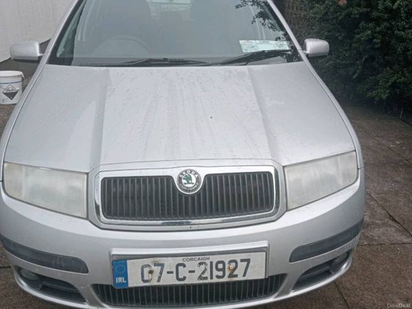 Skoda Fabia Hatchback, Petrol, 2007, Silver