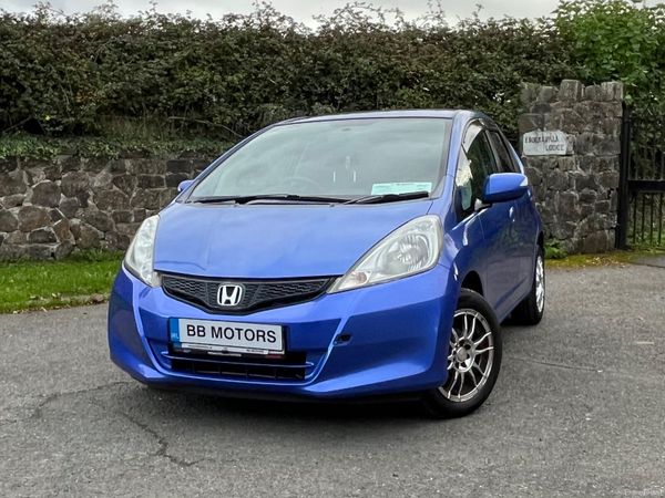 Honda Fit Hatchback, Petrol, 2011, Blue