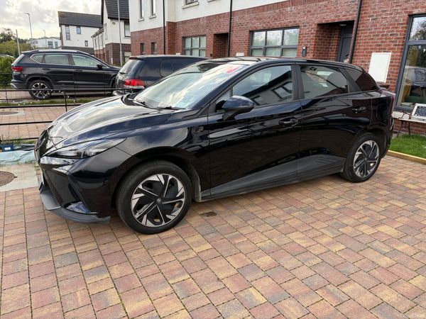 MG MG4 Hatchback, Electric, 2023, Black