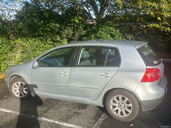 Volkswagen Golf Hatchback, Petrol, 2008, Silver