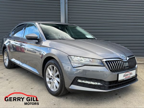 Skoda Superb Hatchback, Diesel, 2023, Grey