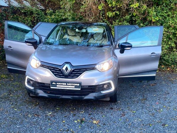 Renault Captur Hatchback, Diesel, 2019, Grey
