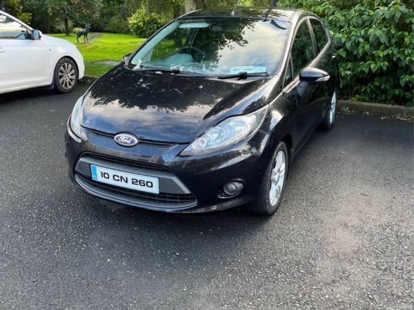 Ford Fiesta Hatchback, Diesel, 2010, Black