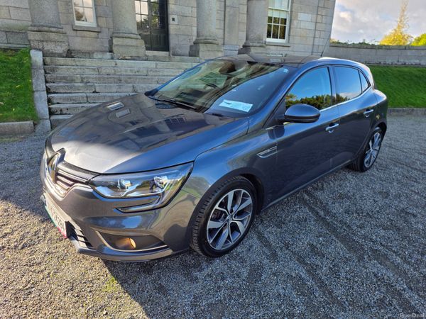 Renault Megane Hatchback, Diesel, 2017, Grey
