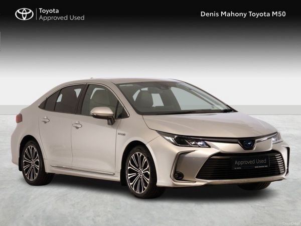 Toyota Corolla Saloon, Petrol Hybrid, 2020, Silver