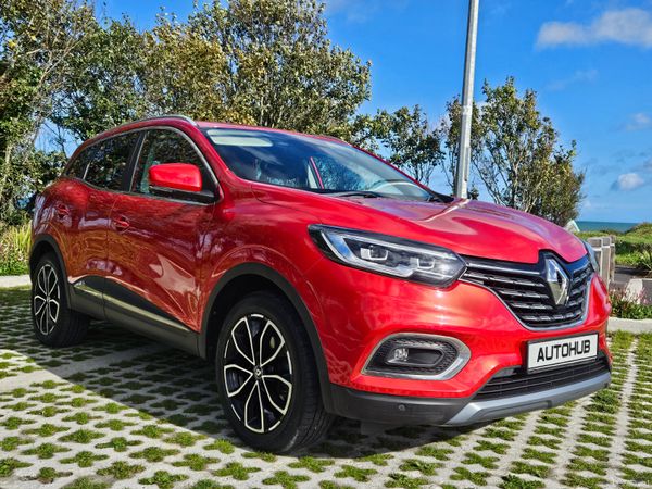 Renault Kadjar SUV, Petrol, 2021, Red