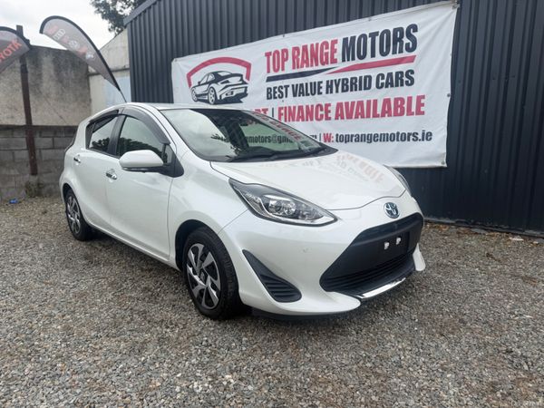 Toyota Aqua Hatchback, Petrol Hybrid, 2021, White
