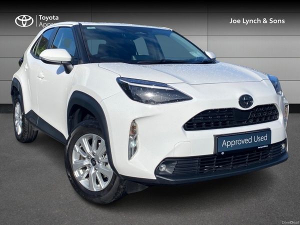 Toyota Yaris Cross Hatchback, Petrol Hybrid, 2026, White