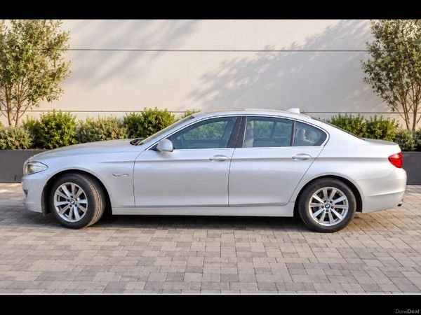 BMW 5-Series Saloon, Diesel, 2011, Silver