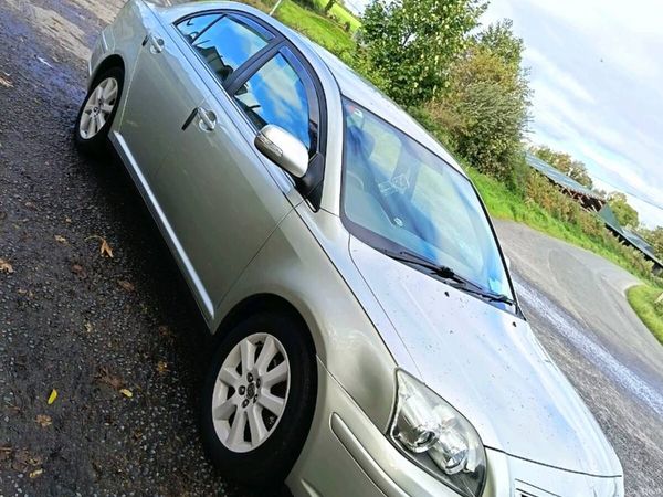 Toyota Avensis Saloon, Petrol, 2007, Silver