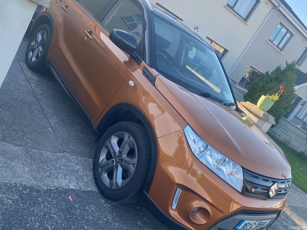 Suzuki Vitara SUV, Diesel, 2016, Orange